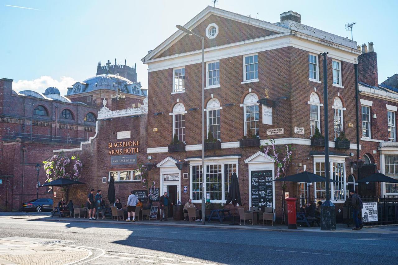 Blackburne Arms ,24 Catharine Street 3* Liverpool